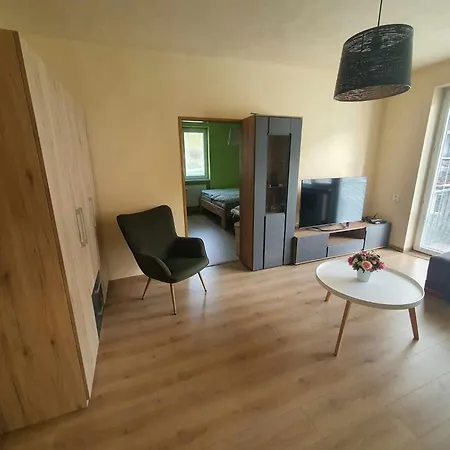 Apartman Hodrusa 公寓